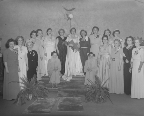 Dochters van de Nijl bij Shriners Hospitals for Children - Canada in Montreal in 1948.